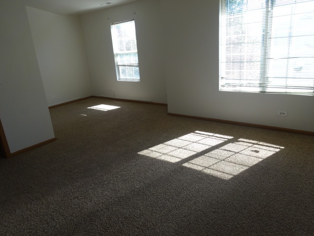 846 County Line Road, Unit 846 Aurora, IL 60502 - Photo 6 of 15