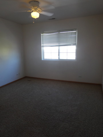 846 County Line Road, Unit 846 Aurora, IL 60502 - Photo 7 of 15