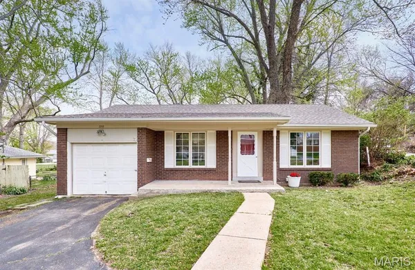 $235,000 | 2008 Sibley Street, St. Charles, MO 63301