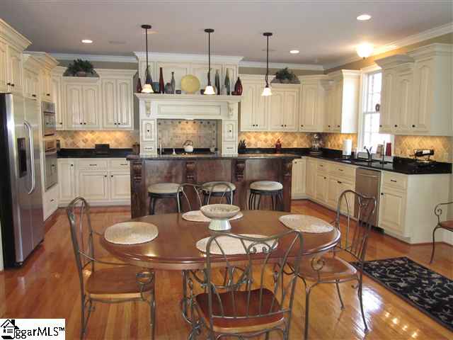 122 Lantern Ridge Drive Easley, SC 29642 - Photo 3 of 25 Gallery Image 3