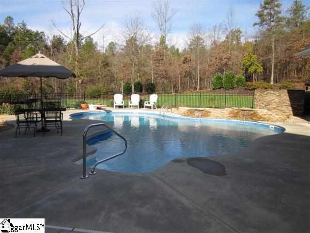 122 Lantern Ridge Drive Easley, SC 29642 - Photo 4 of 25 Gallery Image 4