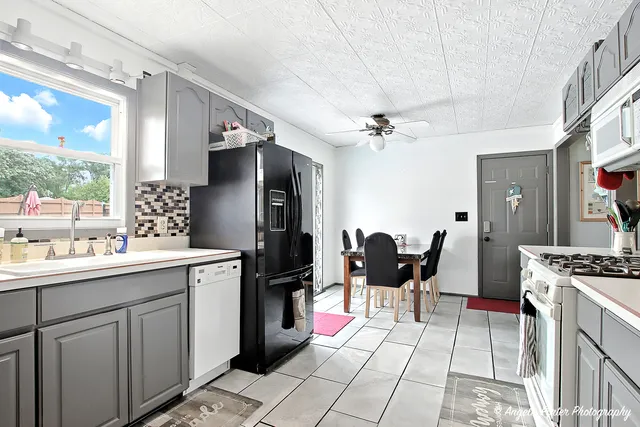 $448,000 | 7620 Howe Road, Wonder Lake, IL 60097