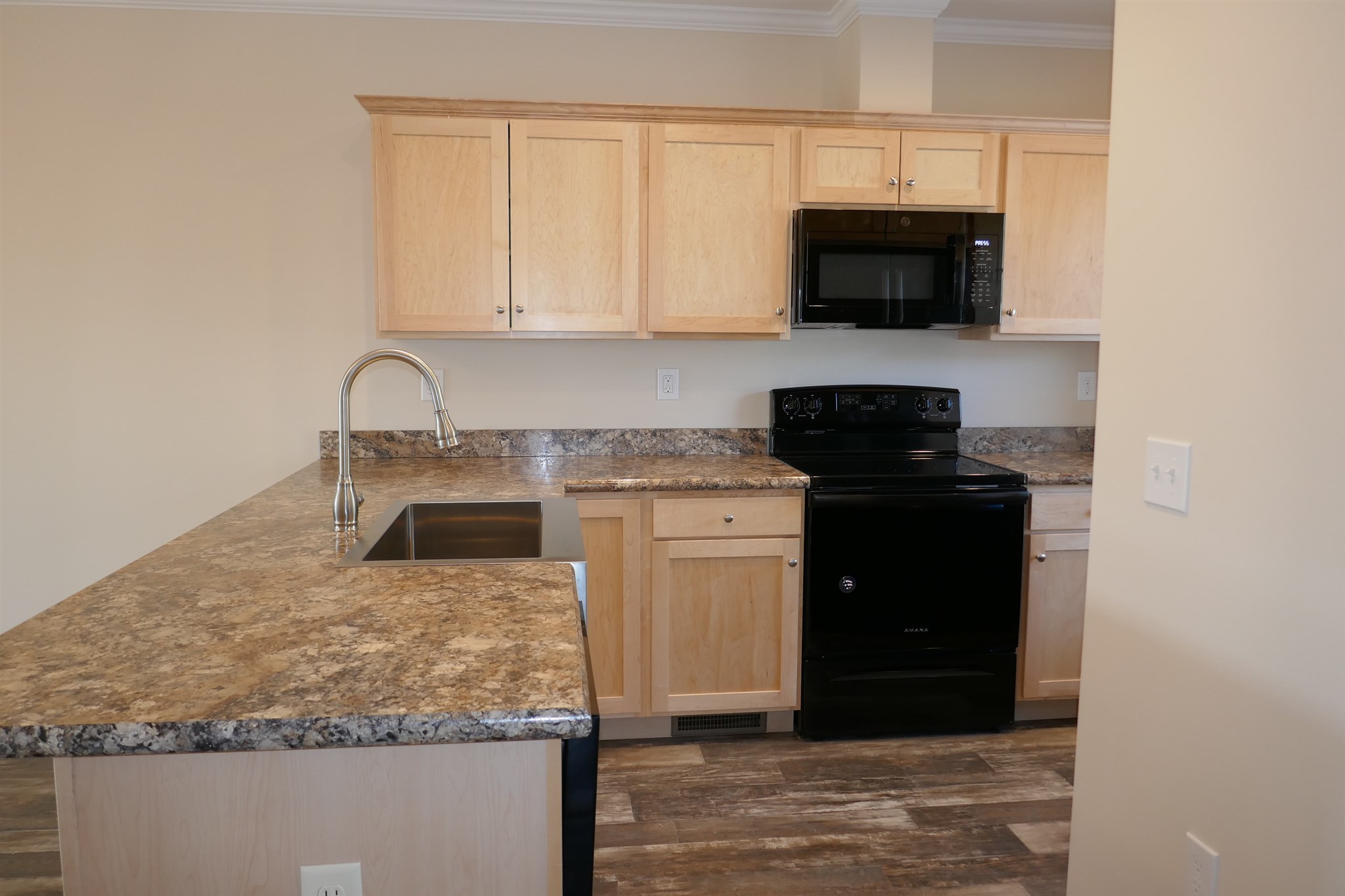 124 Mathieu Drive, Unit 34 Barre, VT 05641 - Photo 6 of 32