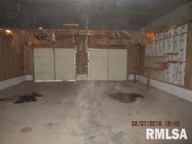 430 Locust Place Clinton, IA 52732 - Photo 4 of 8 Gallery Image 4