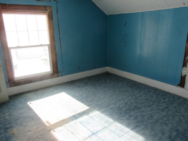 430 Locust Place Clinton, IA 52732 - Photo 7 of 8 Gallery Image 7