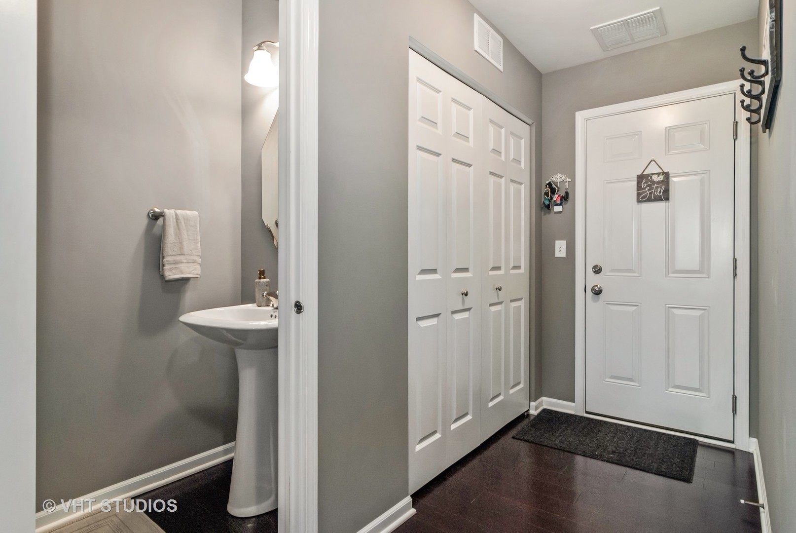 2904 Church Road Aurora, IL 60502 - Photo 16 of 21