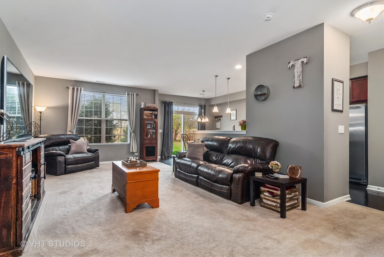 2904 Church Road Aurora, IL 60502 - Photo 4 of 21