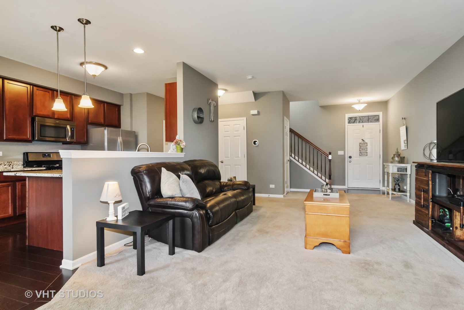 2904 Church Road Aurora, IL 60502 - Photo 5 of 21