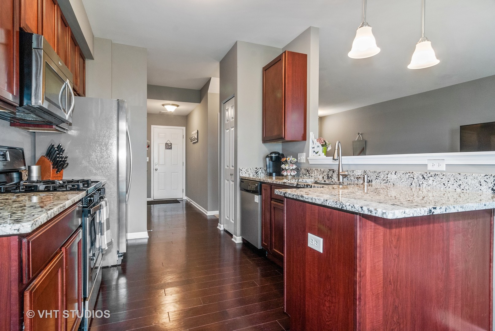 2904 Church Road Aurora, IL 60502 - Photo 7 of 21