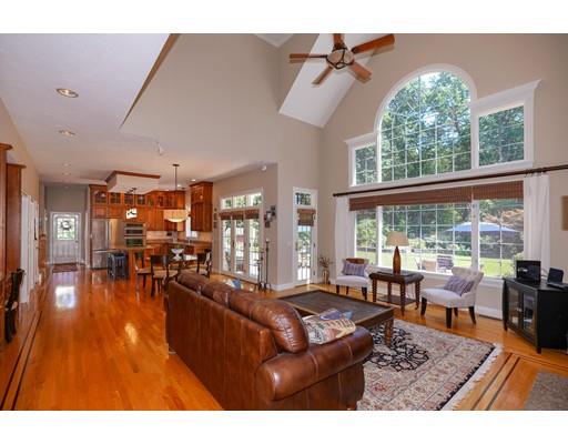 91 Fox Run Road Bolton, MA 01740 - Photo 5 of 34