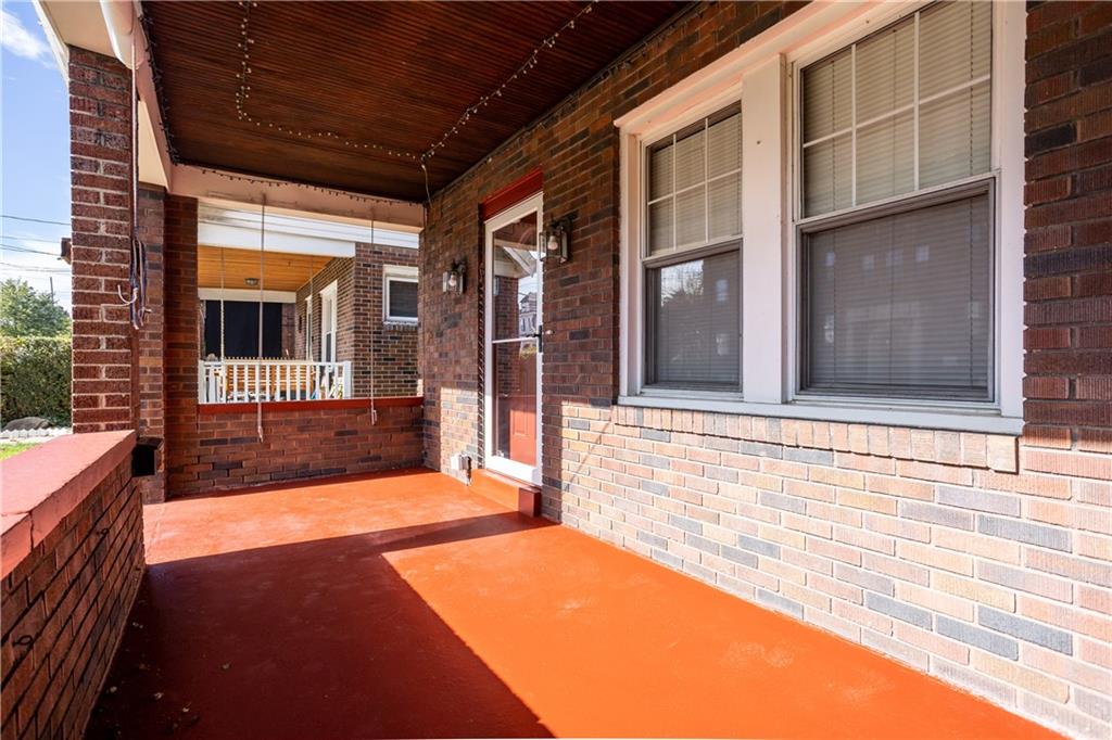 232 Ridgewood Avenue Pittsburgh, PA 15229 - Photo 2 of 23 Gallery Image 2