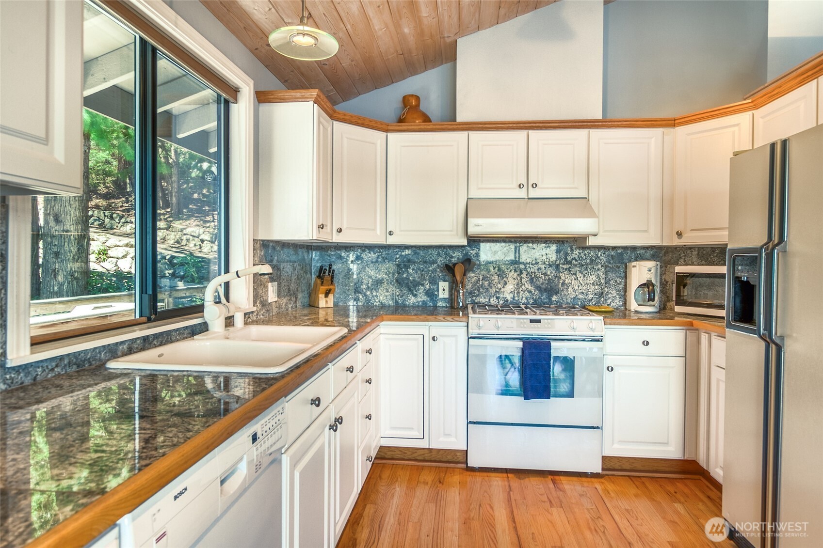 1307 Spring Point Road Orcas Island, WA 98245 - Photo 18 of 39 Gallery Image 18
