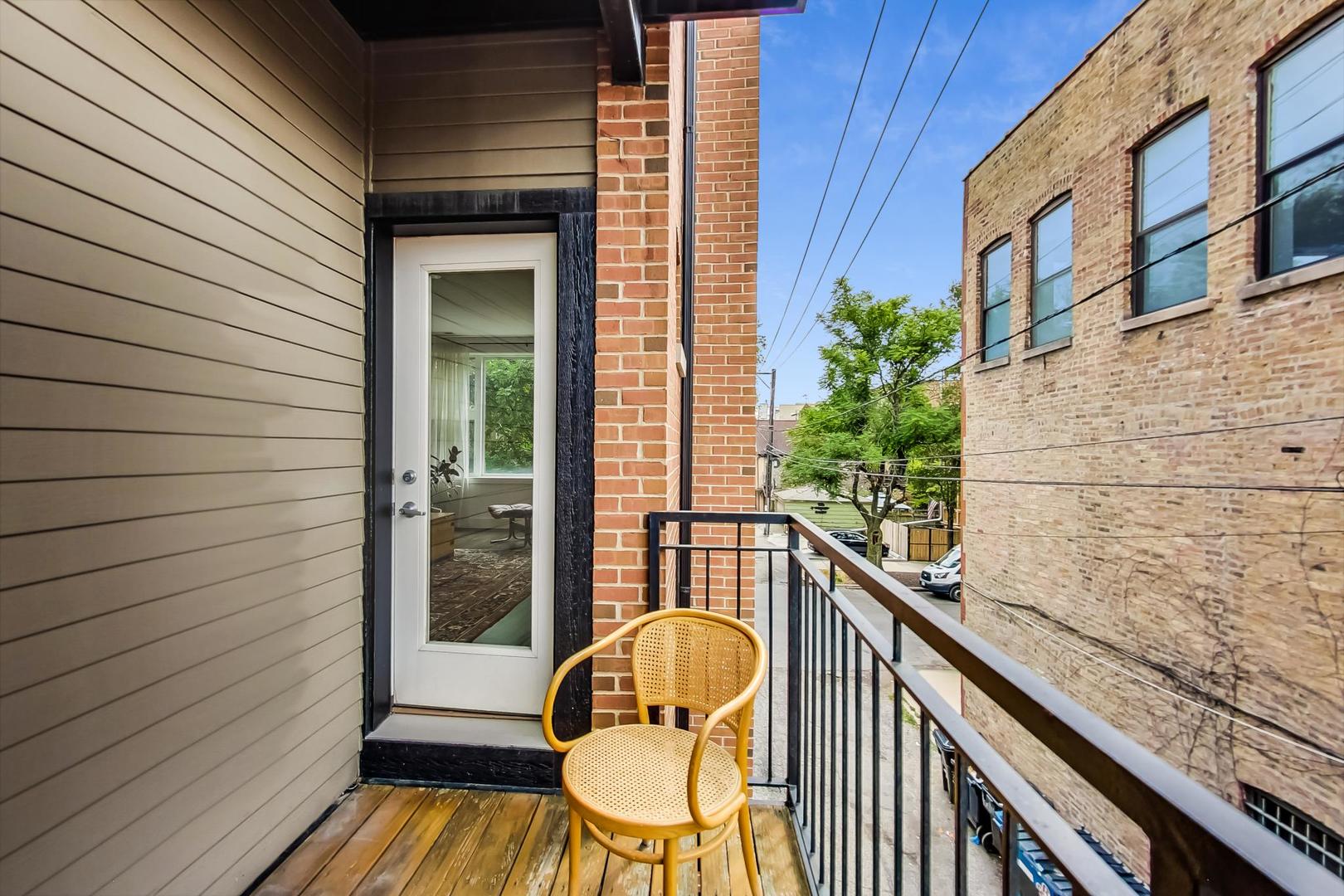 1944 West Thomas Street, Unit 2 Chicago, IL 60622 - Photo 13 of 28 a view of balcony with a potted plant