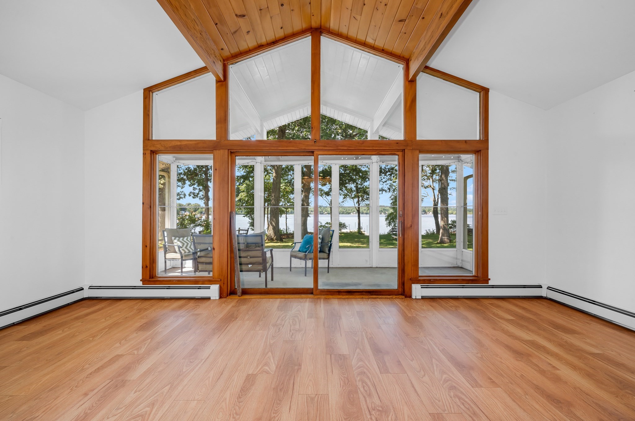 22 Lake Attitash Road Amesbury, MA 01913 - Photo 10 of 40 Gallery Image 10