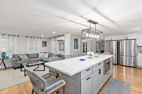 $3,499,999 | 414 Eel, Osterville, MA 02655