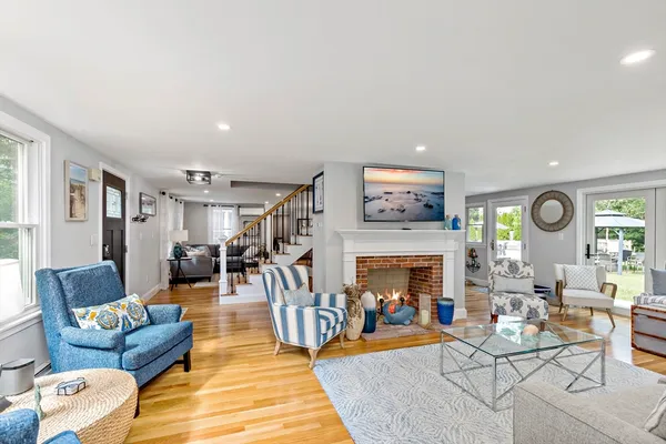 $3,499,999 | 414 Eel, Osterville, MA 02655