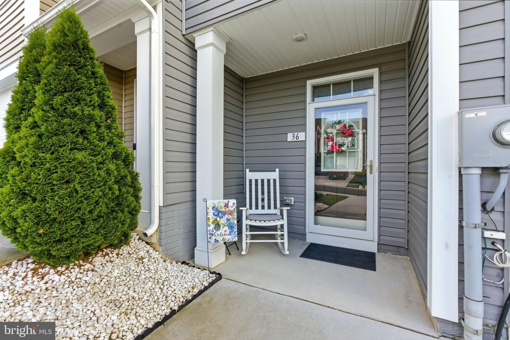 36 Tuxford Road Falling Waters, WV 25419 - Photo 2 of 33 Charming entryway with seasonal cheer.