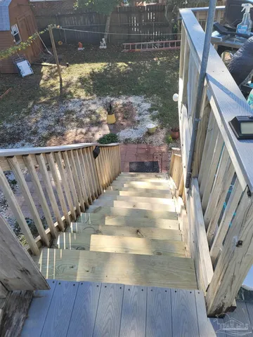 a view of entryway with a front door