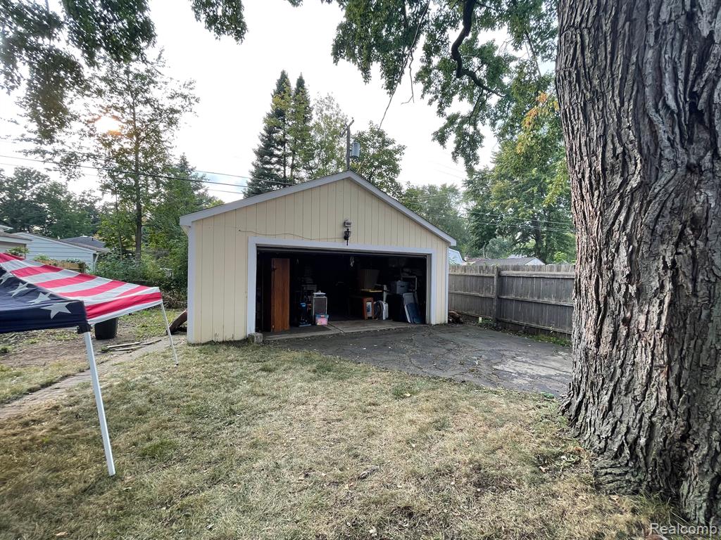 19935 Inkster Road Livonia, MI 48152 - Photo 27 of 31