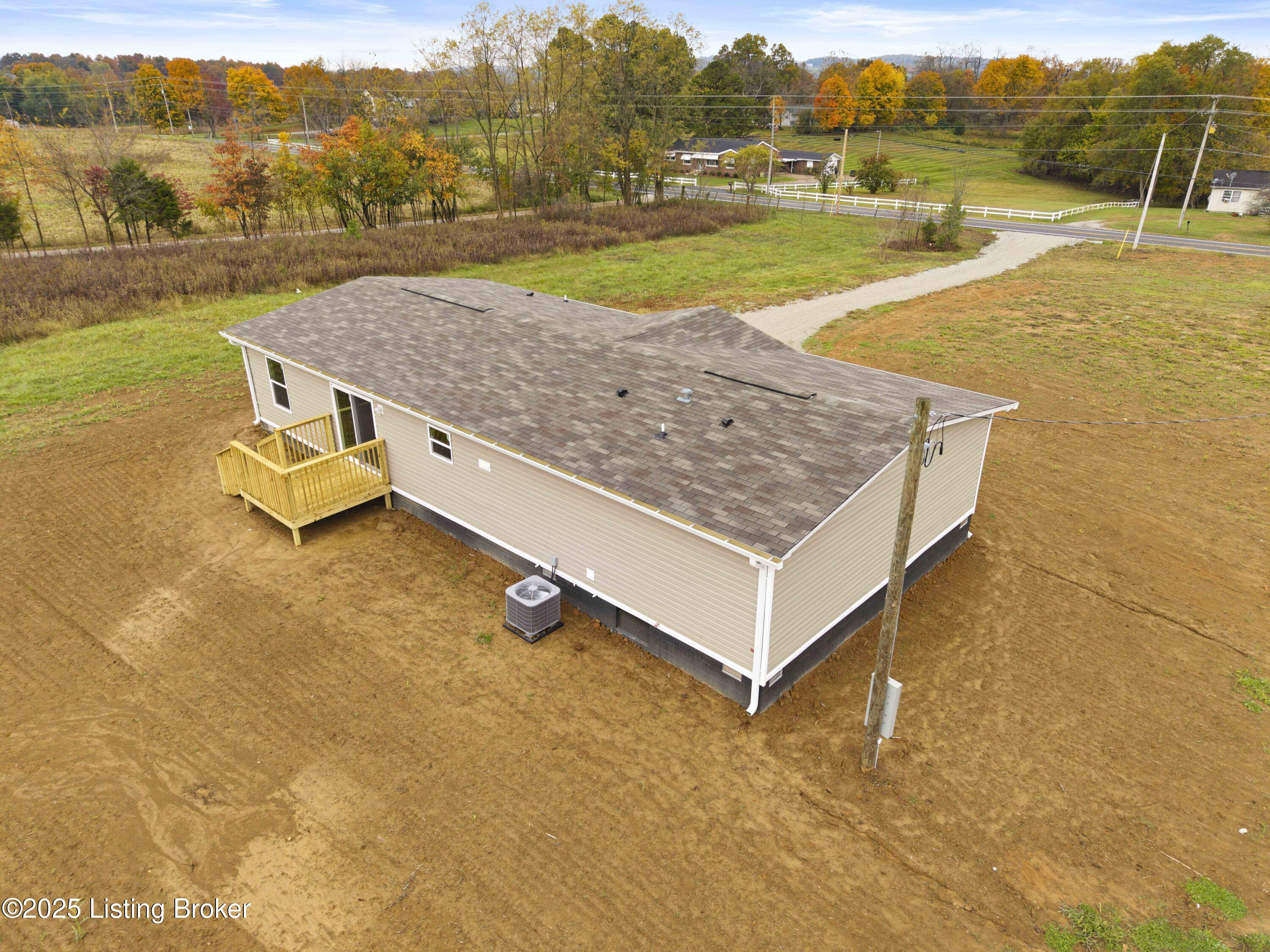 7208 Brandenburg Road Ekron, KY 40117 - Photo 11 of 39 DJI_20251102104934_0200_D