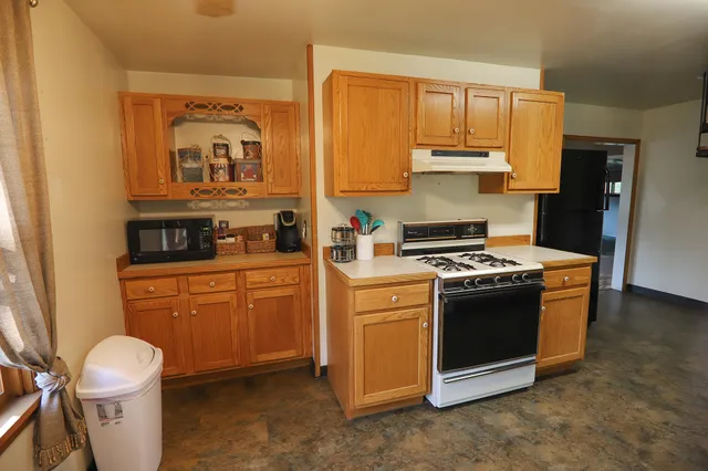 $429,500 | 59 Fish Hatchery Road, Story, WY 82842