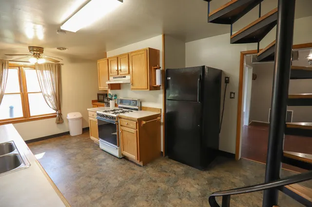 $429,500 | 59 Fish Hatchery Road, Story, WY 82842