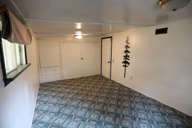 $429,500 | 59 Fish Hatchery Road, Story, WY 82842