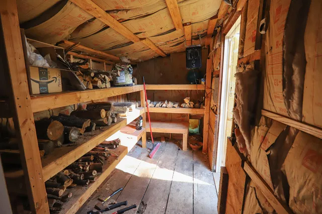 $429,500 | 59 Fish Hatchery Road, Story, WY 82842