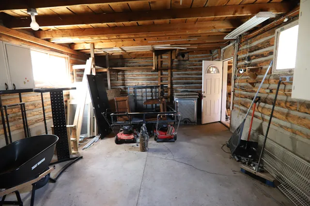 $429,500 | 59 Fish Hatchery Road, Story, WY 82842