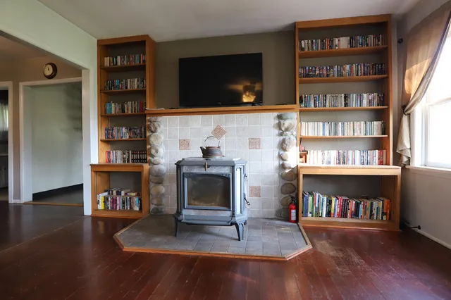 $429,500 | 59 Fish Hatchery Road, Story, WY 82842