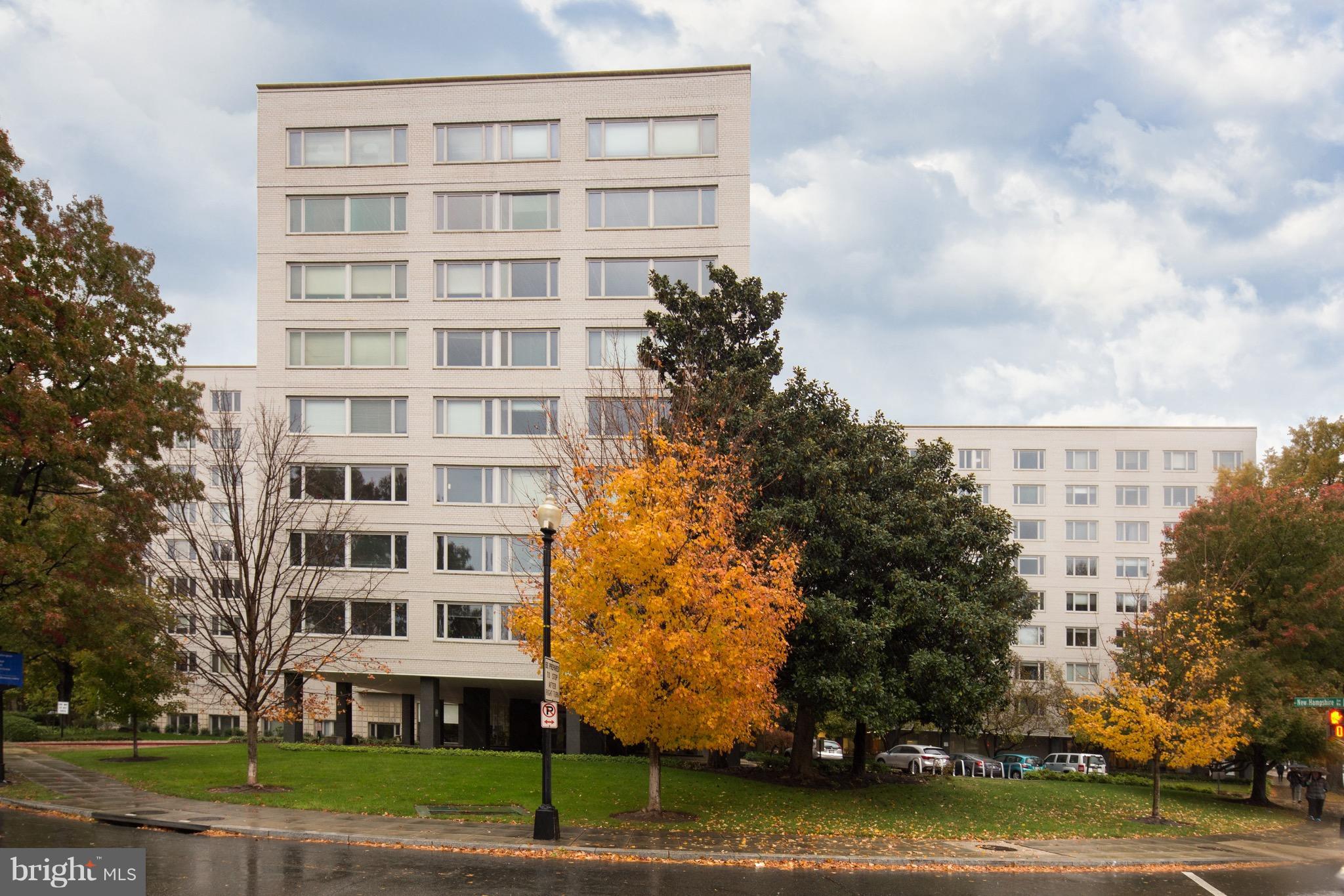 2475 Virginia Avenue Northwest, Unit 103 Washington, DC 20037 - Photo 1 of 16 a view of a large building