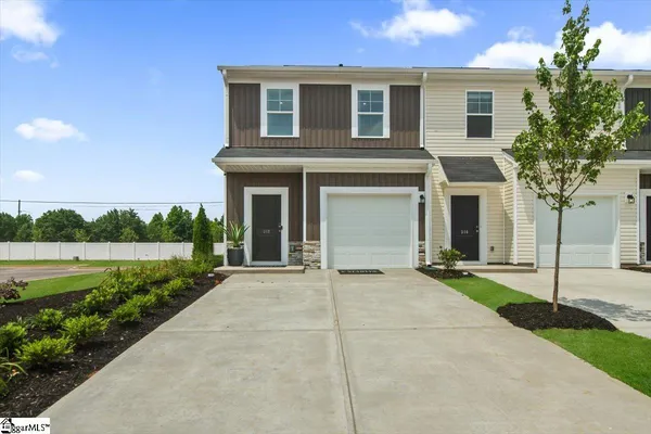 $225,485 | 172 Randwick Lane, Greer, SC 29651
