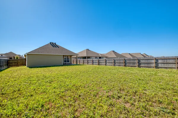 $299,000 | 3500 Beutel Road, Lorena, TX 76655