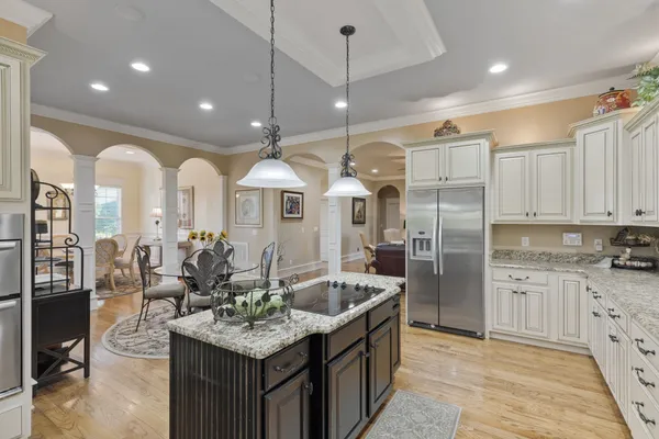 $1,535,000 | 8288 Guthrie Road, Cross Plains, TN 37049