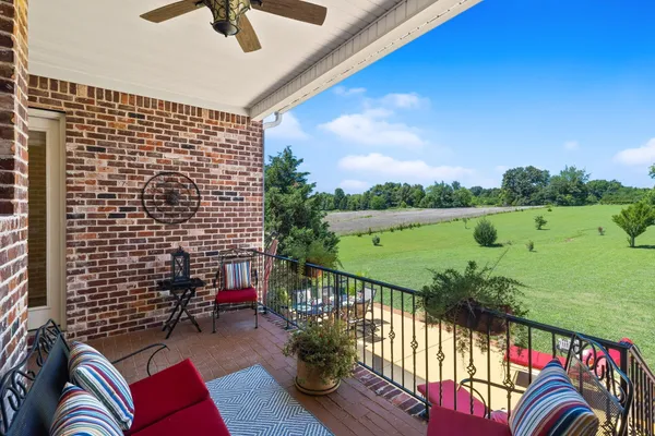 $1,535,000 | 8288 Guthrie Road, Cross Plains, TN 37049