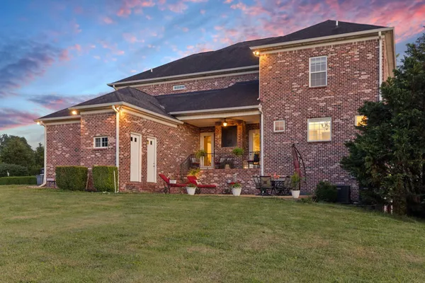 $1,535,000 | 8288 Guthrie Road, Cross Plains, TN 37049