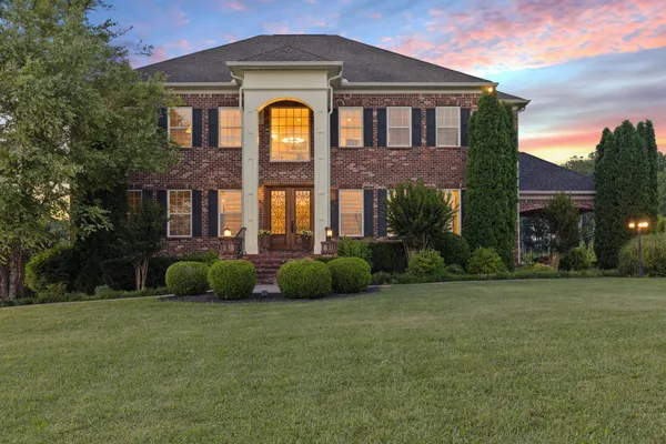 $1,535,000 | 8288 Guthrie Road, Cross Plains, TN 37049