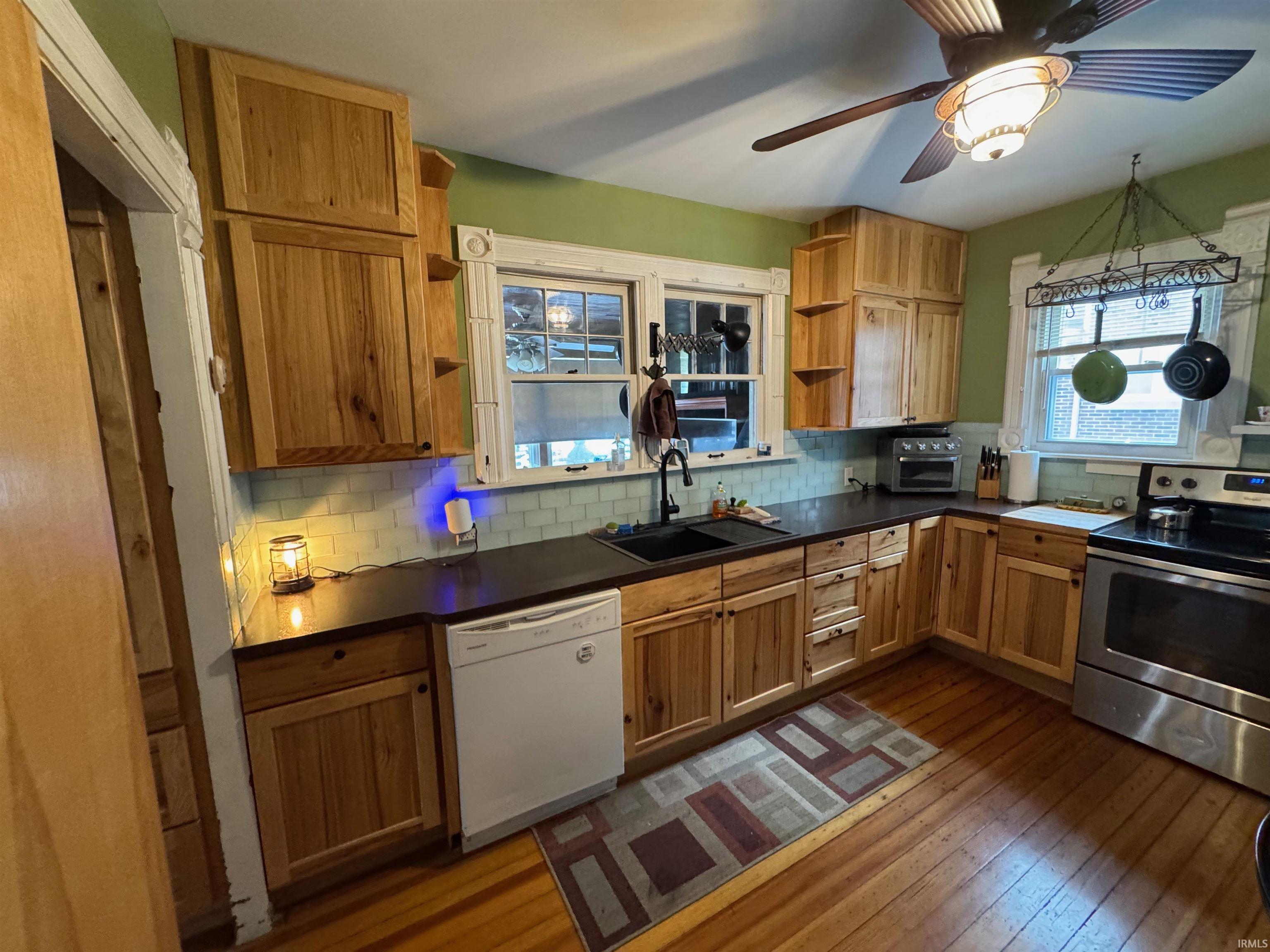 701 West 3rd Street Mishawaka, IN 46544 - Photo 20 of 32