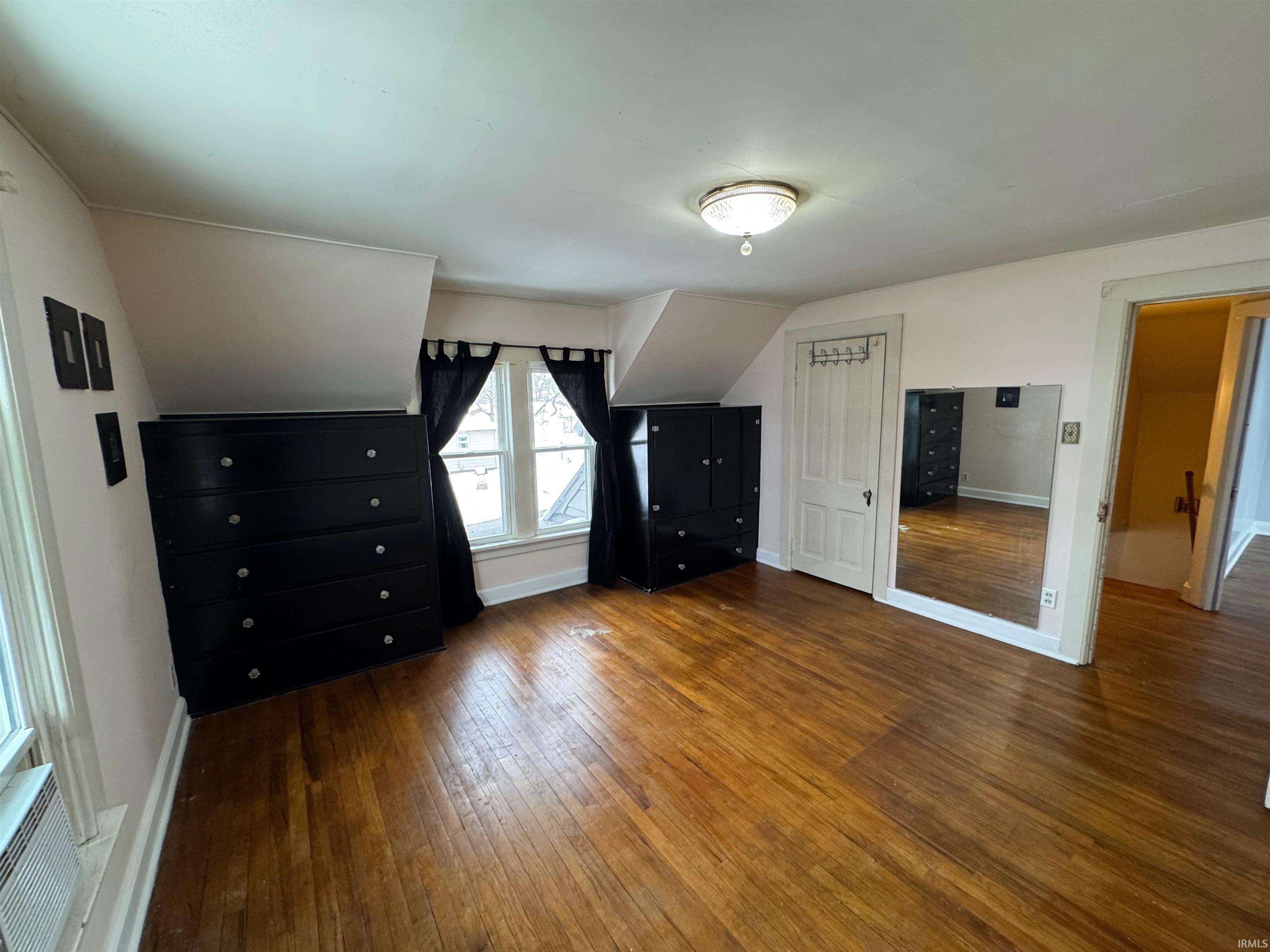 701 West 3rd Street Mishawaka, IN 46544 - Photo 25 of 32