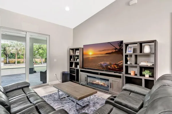 $6,200 | 10231 176th Lane North, Jupiter, FL 33478