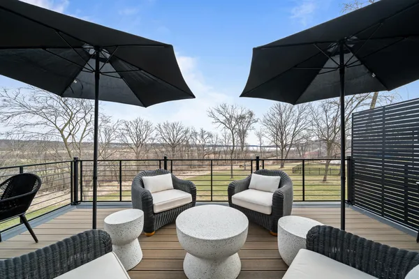 $1,825,000 | W4536 Lakeview Gln Drive, Geneva, WI 53147
