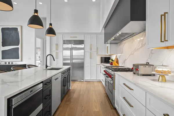 $1,825,000 | W4536 Lakeview Gln Drive, Geneva, WI 53147