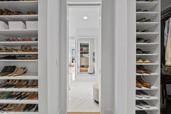$1,825,000 | W4536 Lakeview Gln Drive, Geneva, WI 53147