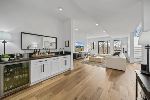 $1,825,000 | W4536 Lakeview Gln Drive, Geneva, WI 53147