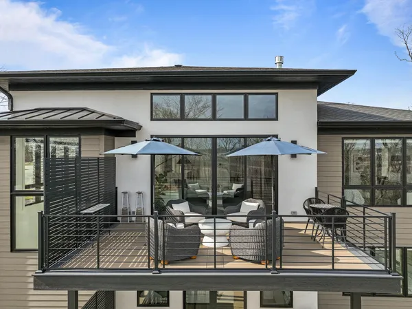 $1,825,000 | W4536 Lakeview Gln Drive, Geneva, WI 53147