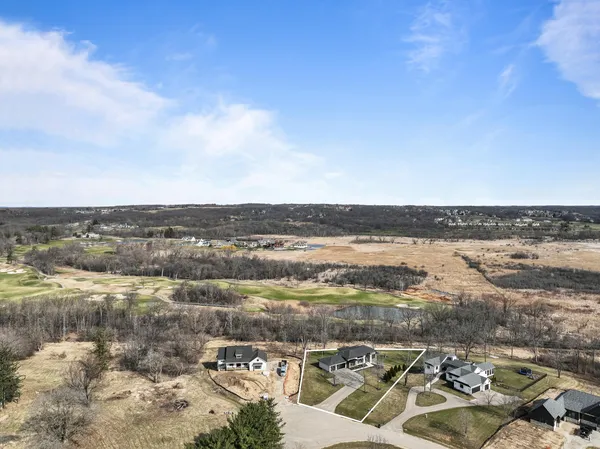 $1,825,000 | W4536 Lakeview Gln Drive, Geneva, WI 53147