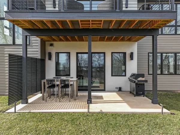 $1,825,000 | W4536 Lakeview Gln Drive, Geneva, WI 53147