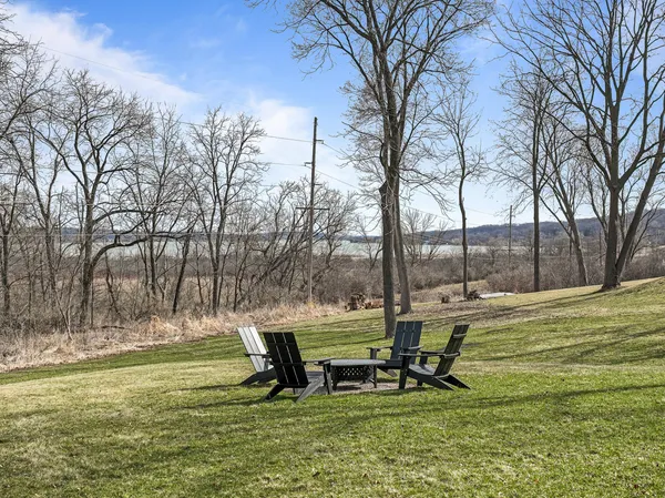 $1,825,000 | W4536 Lakeview Gln Drive, Geneva, WI 53147