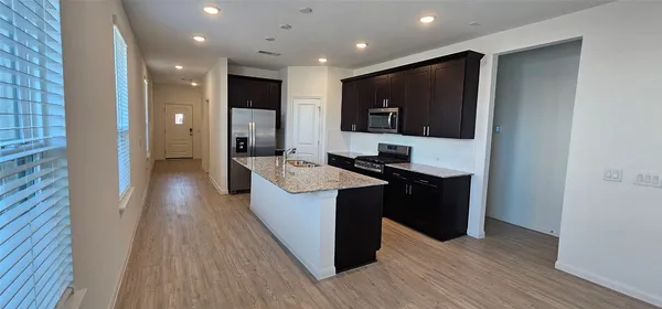 $2,250 | 18234 Calabria Hbr Trail, Tomball, TX 77377