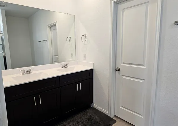 $2,250 | 18234 Calabria Hbr Trail, Tomball, TX 77377